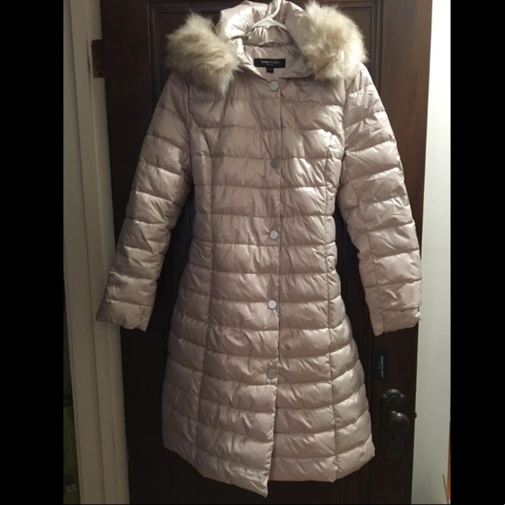Kenneth Cole Size Small Jacket never been worn